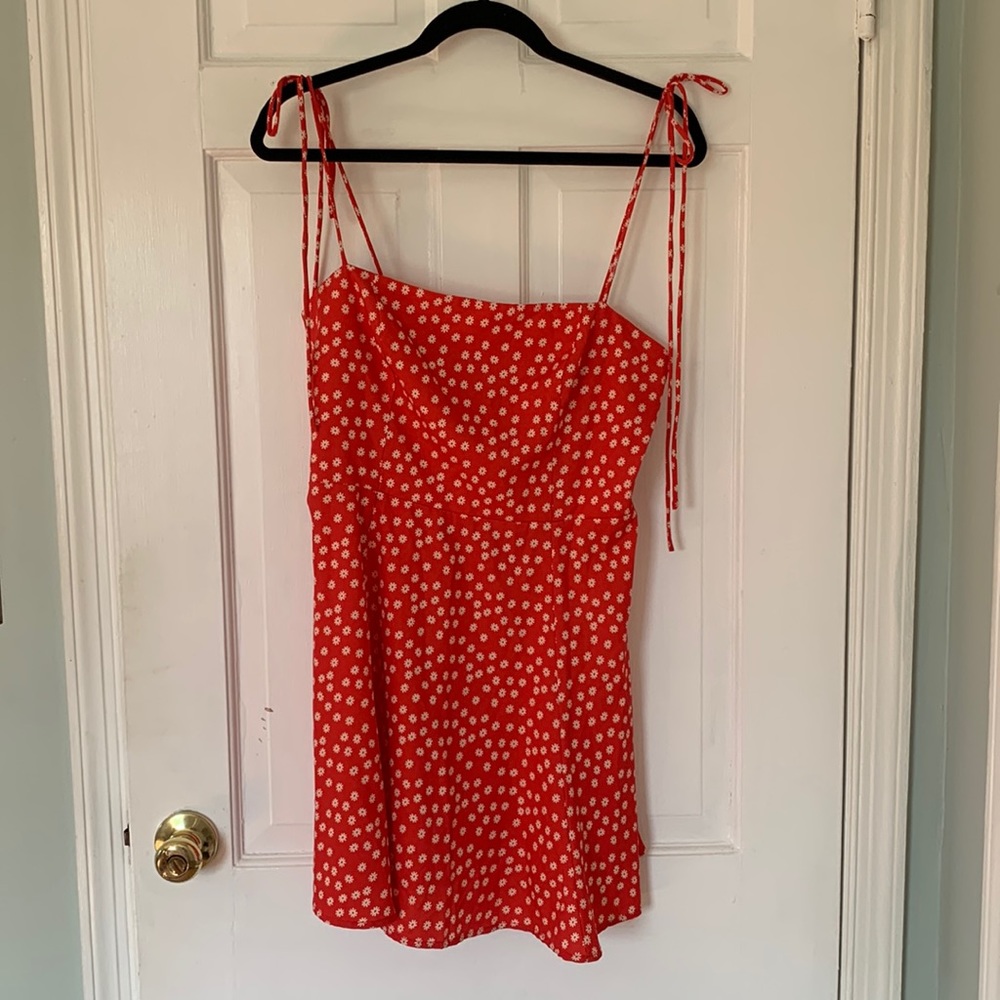 Princess Polly Mini red floral dress ❤️🌹